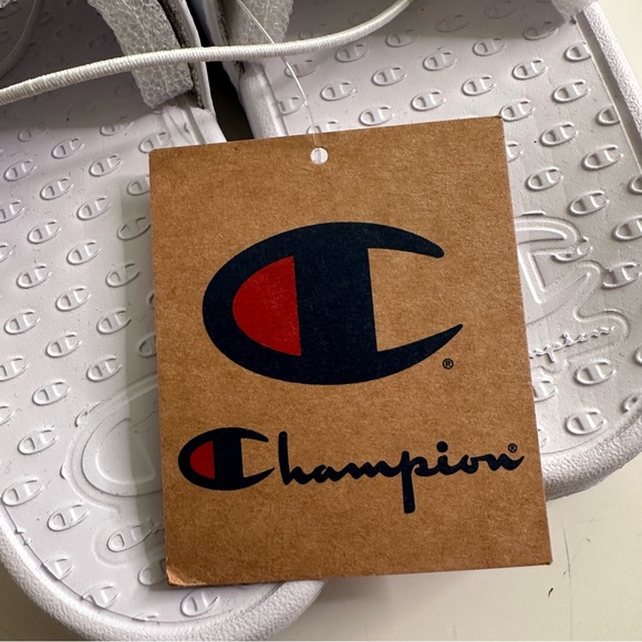 NWT Champion Super Slide logo white slides Unisex / Preschool size 11 - Picture 4 of 8